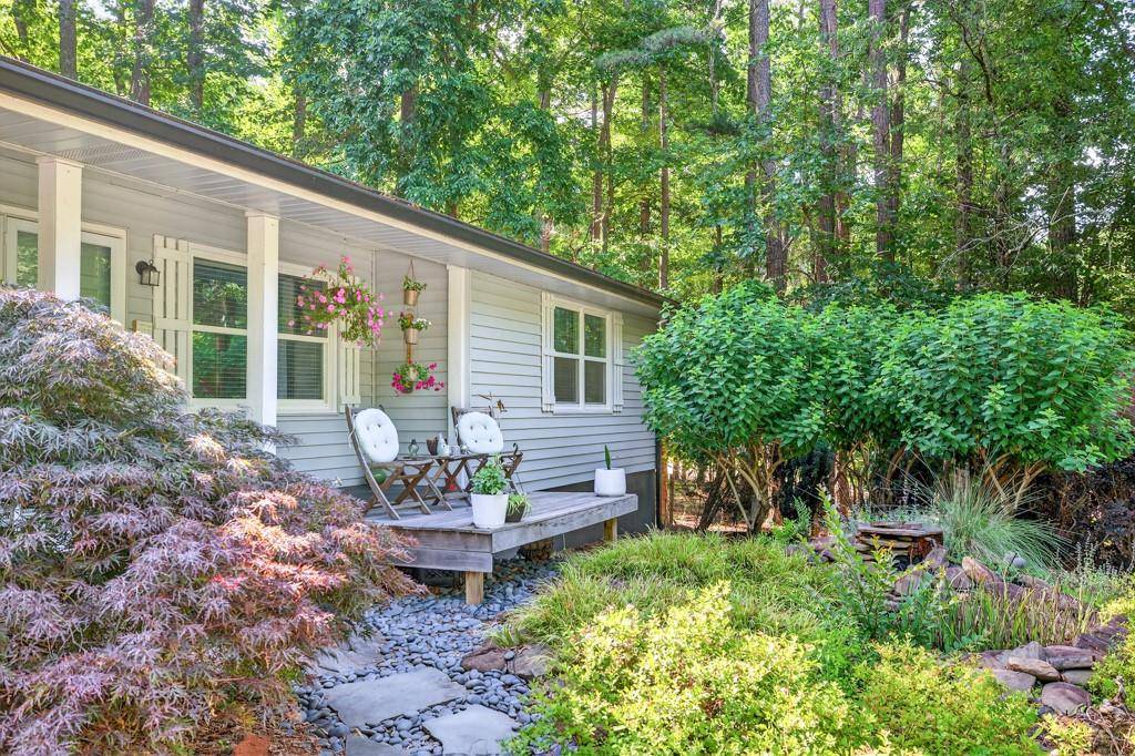 Buford, GA 30518,6077 Lake Lanier Heights RD