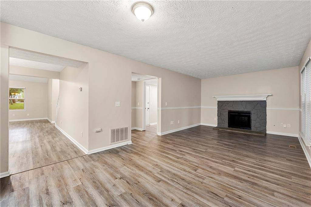 Alpharetta, GA 30022,10545 Virginia Pine LN