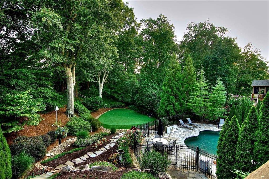 Marietta, GA 30062,2201 Lasalle DR