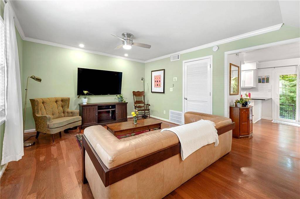 Atlanta, GA 30329,3149 Buford HWY NE #2