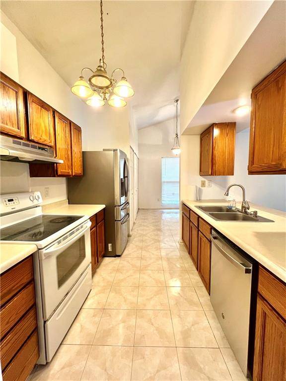 Roswell, GA 30076,1295 Taylor Oaks Dr
