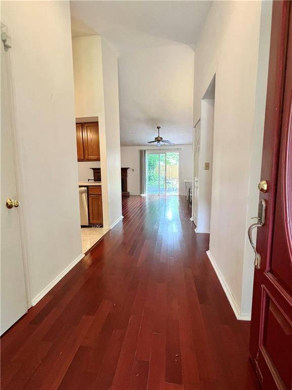 Roswell, GA 30076,1295 Taylor Oaks Dr