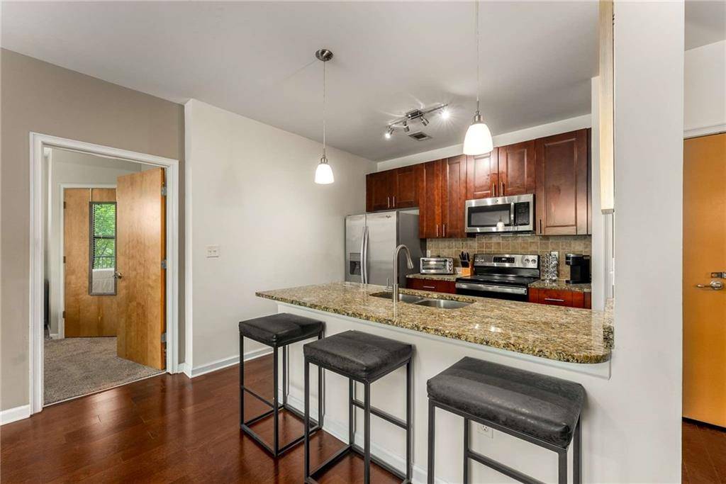 Atlanta, GA 30310,898 Oak ST SW #1301