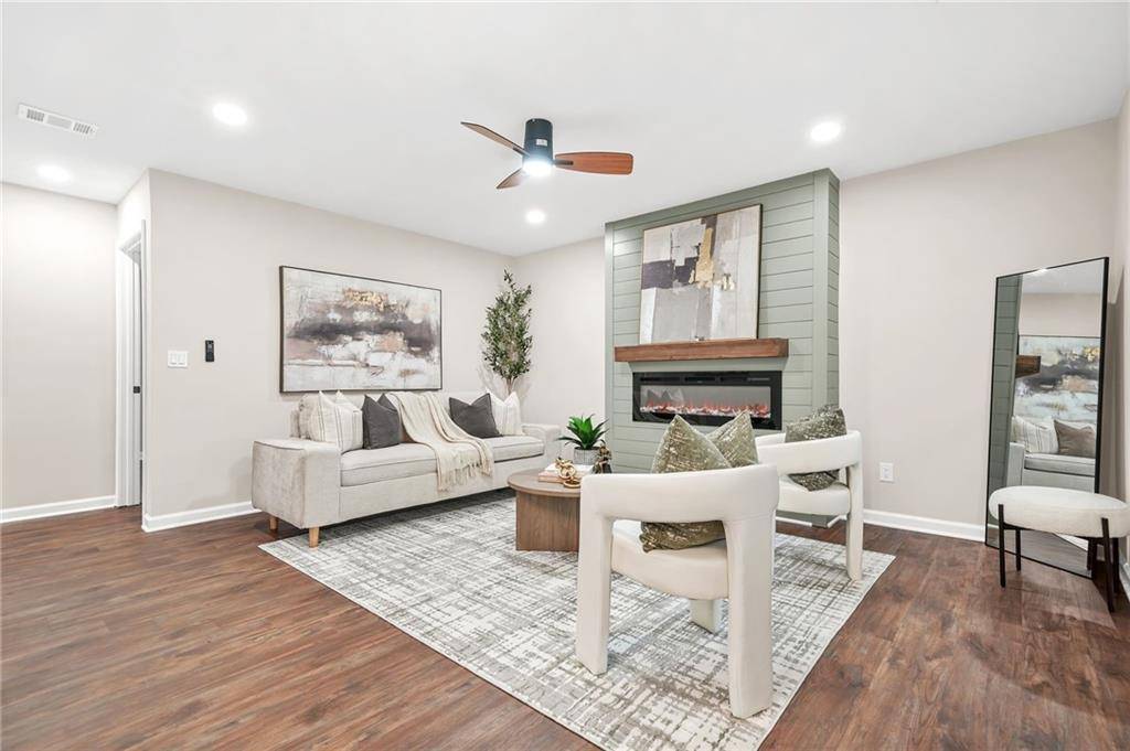 Decatur, GA 30032,1675 White Oak WAY