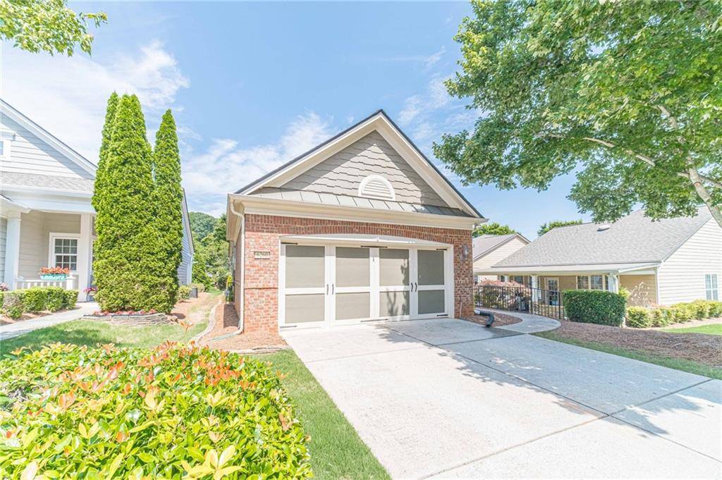 Hoschton, GA 30548,6260 BROOKSIDE LN
