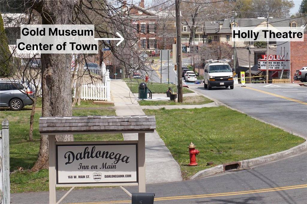Dahlonega, GA 30533,168 W West Main Street ST