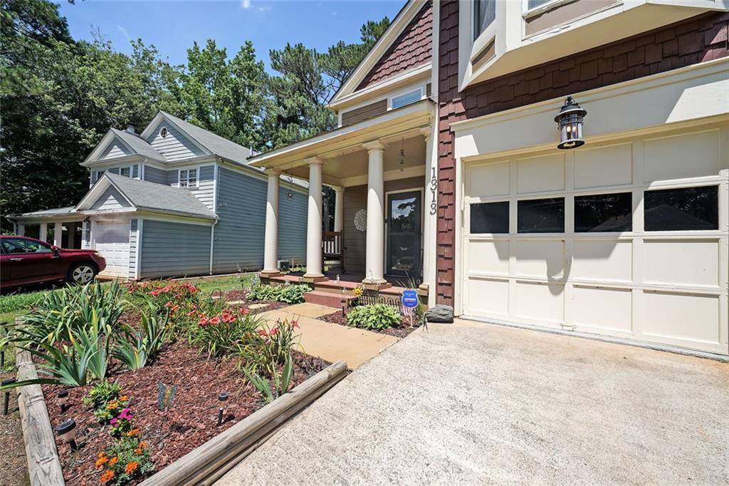 Stone Mountain, GA 30083,1313 Old Countryside CIR