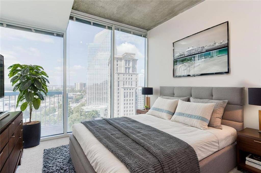 Atlanta, GA 30326,3324 Peachtree RD NE #1604