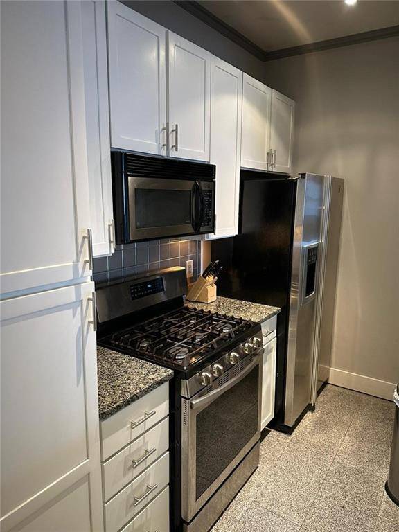 Atlanta, GA 30328,799 Hammond DR #409