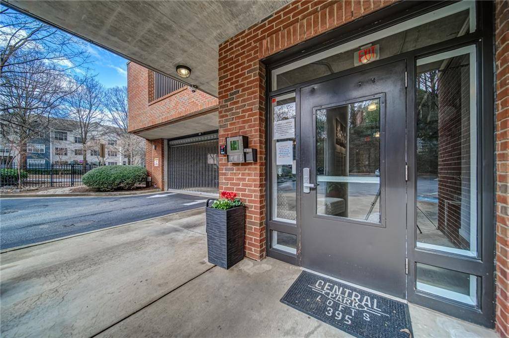 Atlanta, GA 30312,395 Central Park PL NE #610