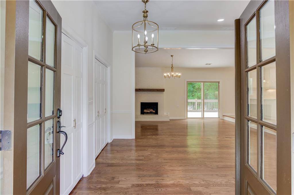 Sandy Springs, GA 30327,770 Crest Valley DR