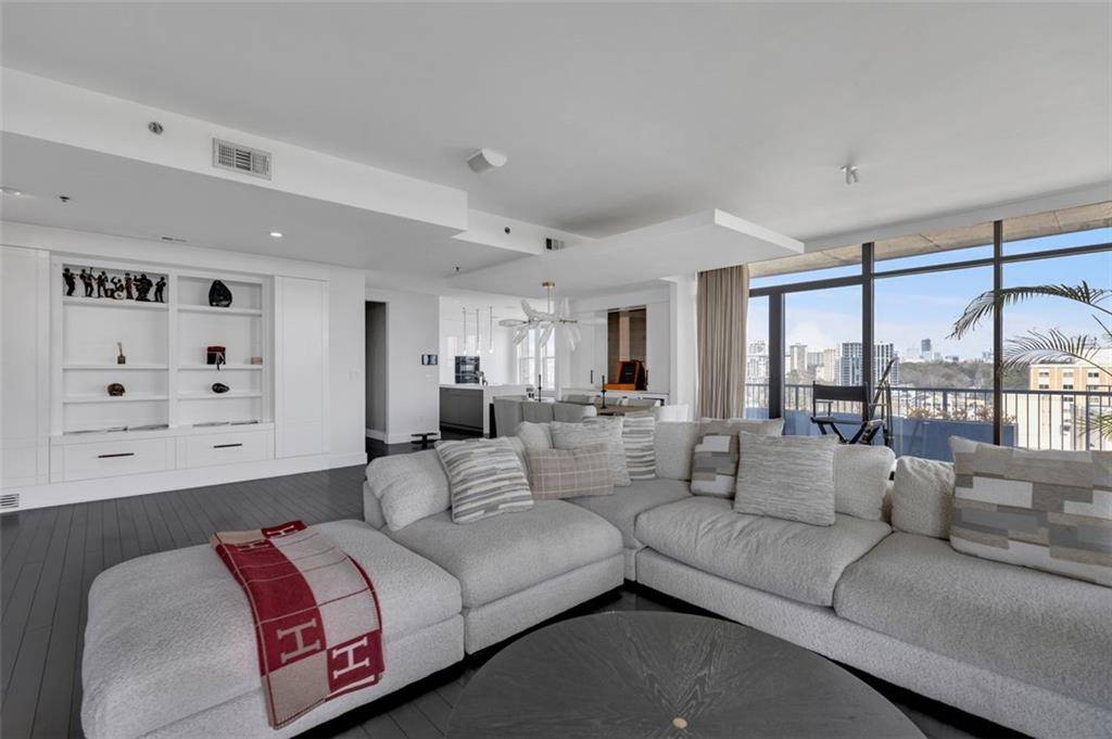 Atlanta, GA 30309,2233 Peachtree RD NE #801