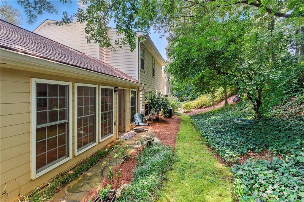 Atlanta, GA 30338,4477 Village DR