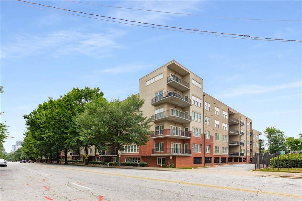 Atlanta, GA 30312,384 Ralph McGill BLVD NE #123