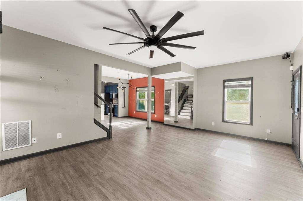 Atlanta, GA 30317,1902 Memorial DR SE