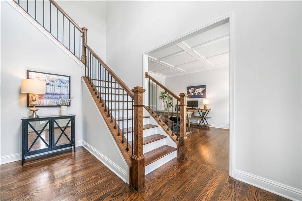Canton, GA 30114,200 Glen Wood Place
