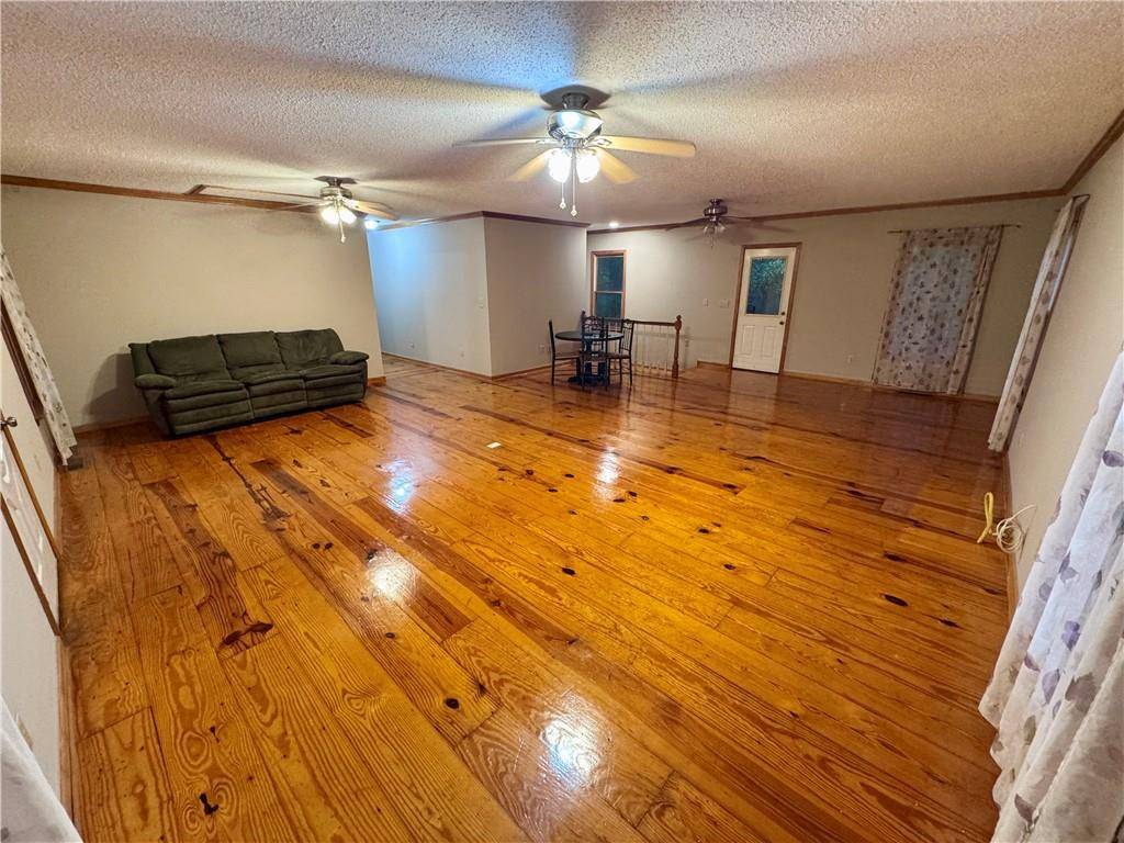 Acworth, GA 30102,4744 Chickasaw WAY SE