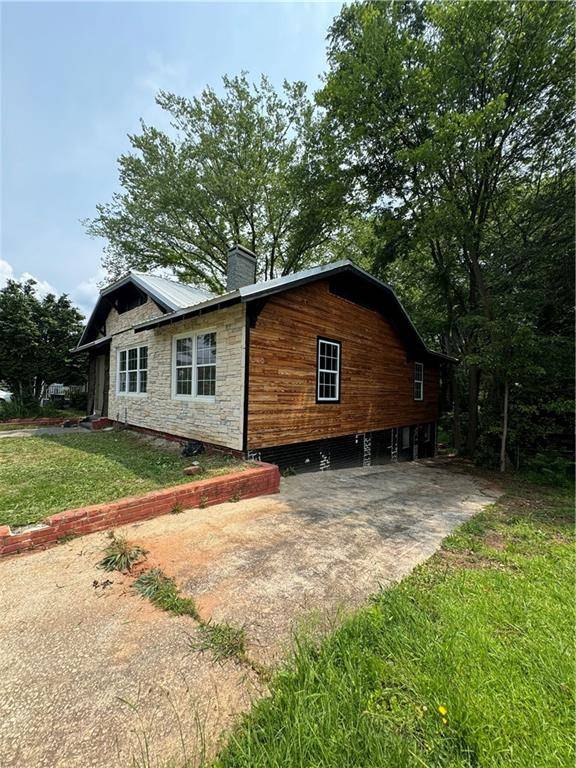Atlanta, GA 30315,1422 Boulevard SE