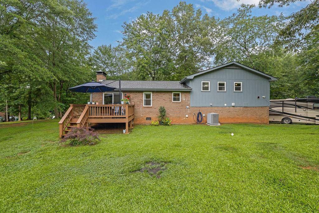 Woodstock, GA 30188,1031 Washington AVE