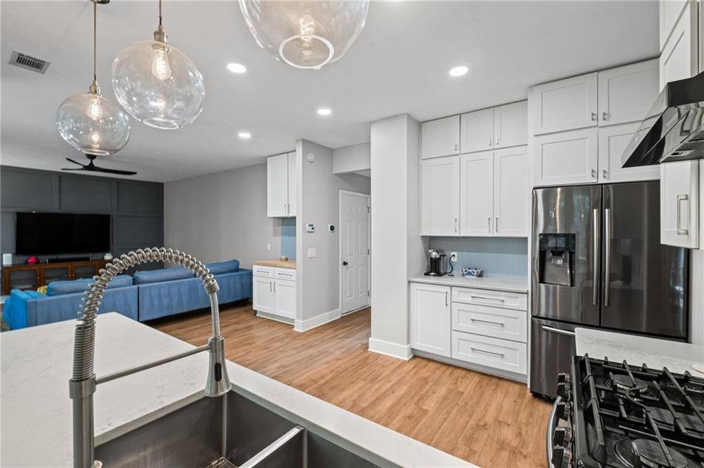 Alpharetta, GA 30004,135 Sable Pointe DR