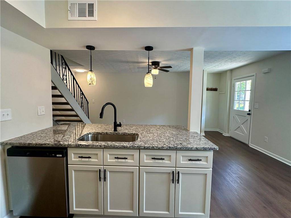 Marietta, GA 30008,1343 Old Coach RD SW
