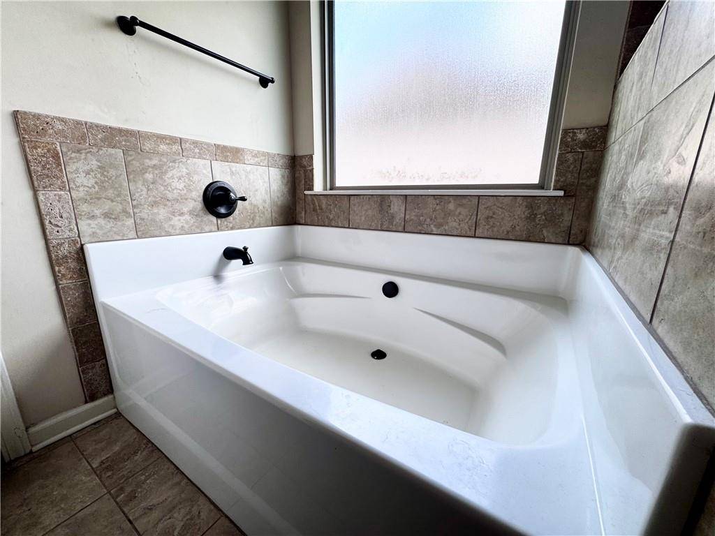 Mcdonough, GA 30253,958 Nevis WAY