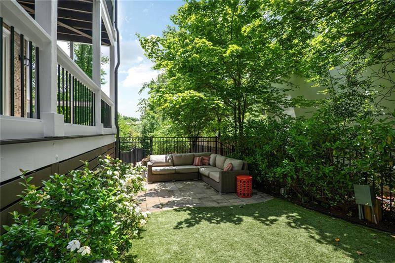 Alpharetta, GA 30009,385 Rowes CIR