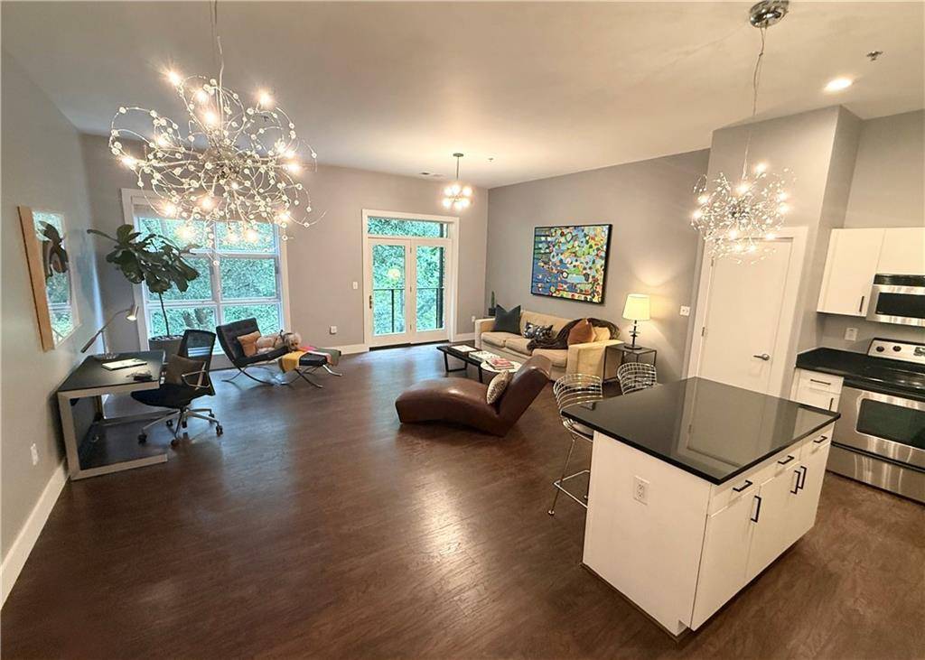 Atlanta, GA 30324,560 Dutch Valley Road #2412