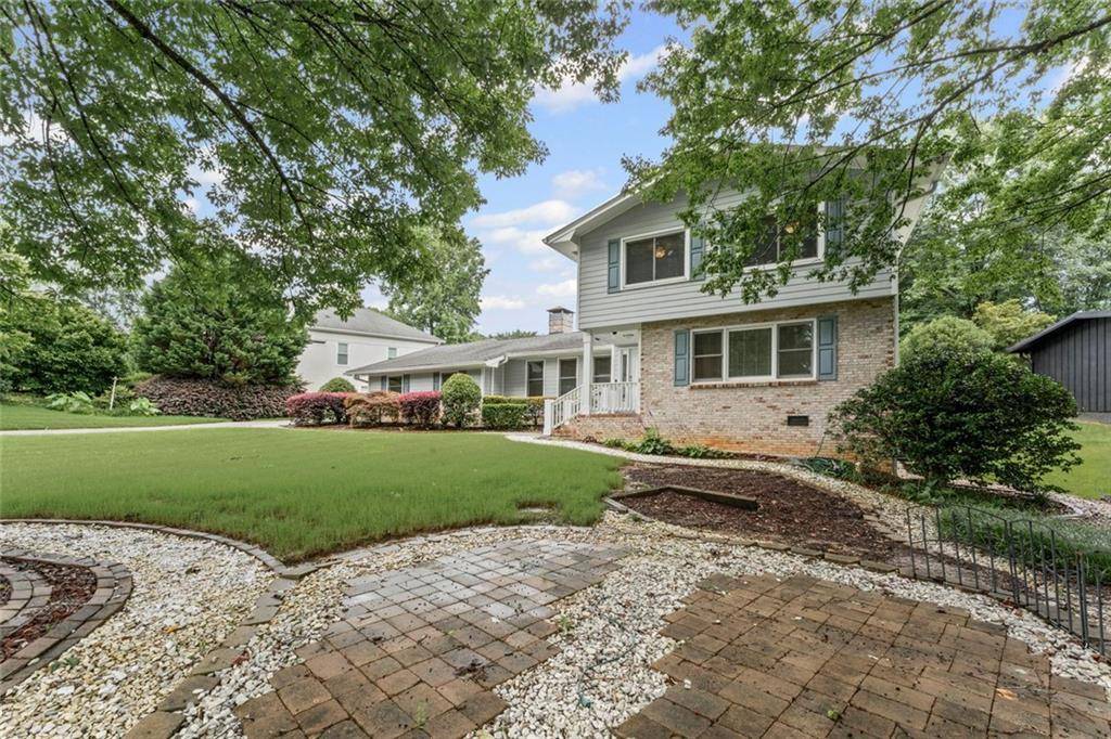 Dunwoody, GA 30360,2737 Fontainebleau Drive