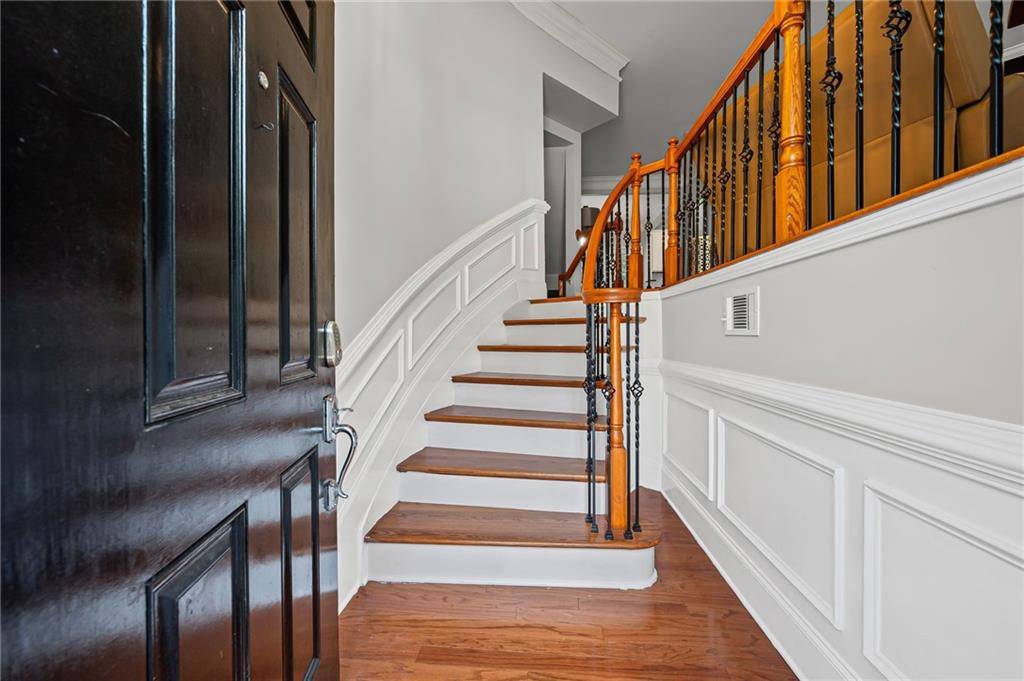 Atlanta, GA 30324,2873 Overlook WAY NE