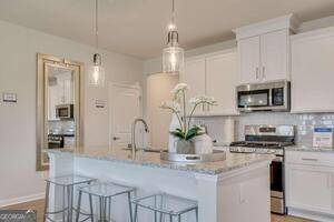 Locust Grove, GA 30248,404 Satilla CT