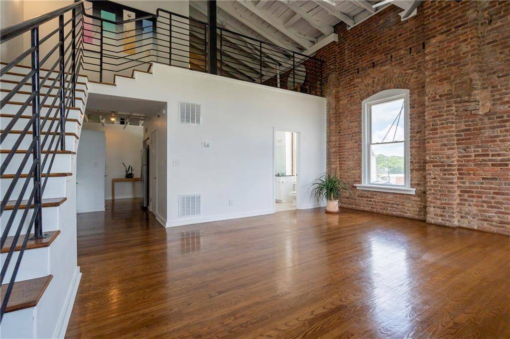 East Point, GA 30344,1596 Cleveland AVE #301