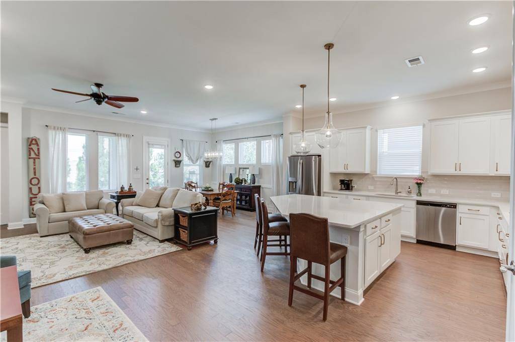 Flowery Branch, GA 30542,6817 Bungalow RD