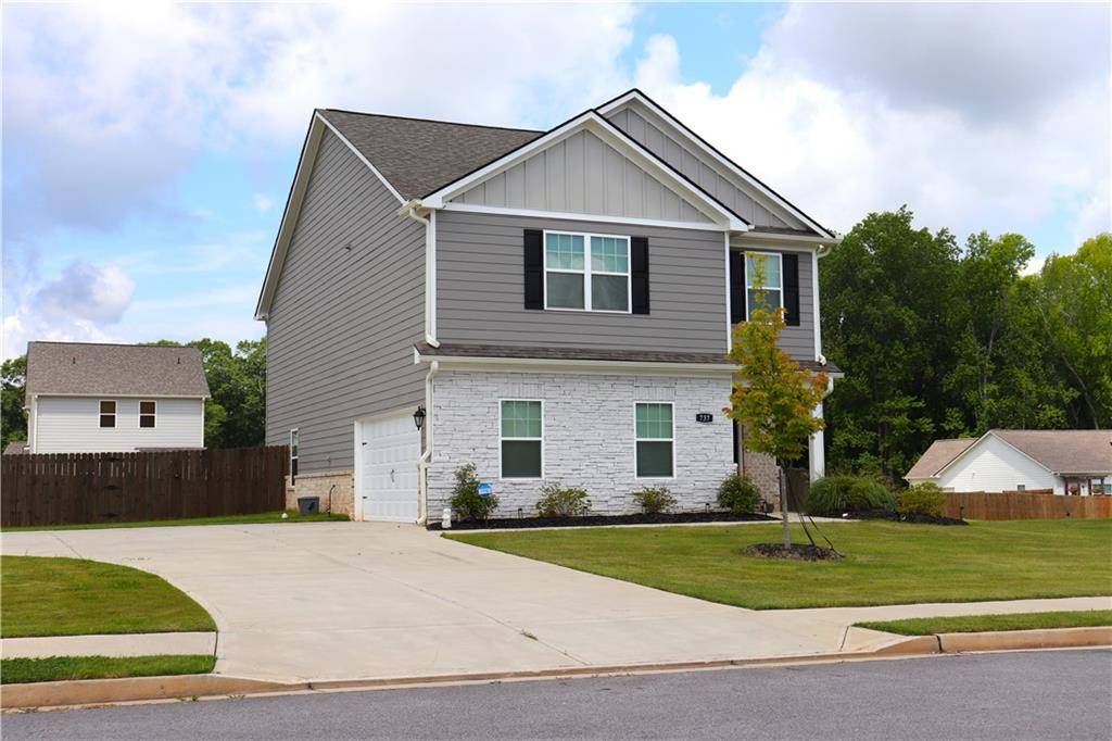 Monroe, GA 30655,737 Woody DR