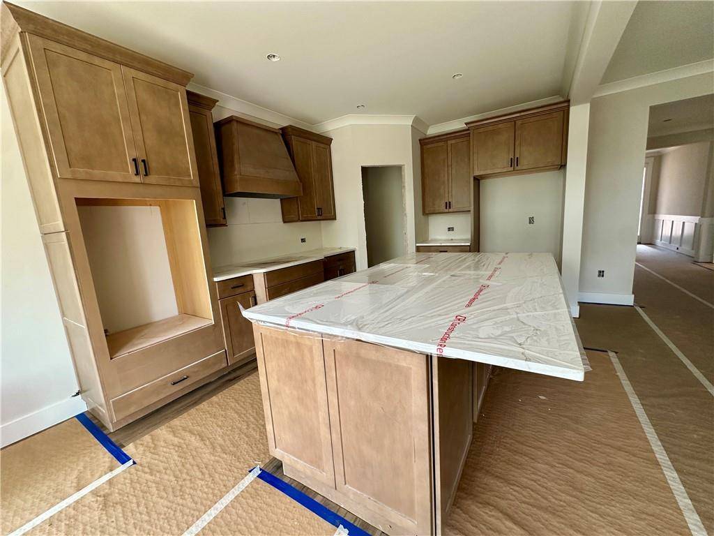 Flowery Branch, GA 30542,7053 Manchester DR