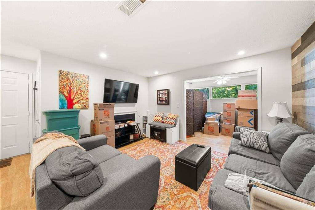 Marietta, GA 30067,2110 Augusta DR SE #204