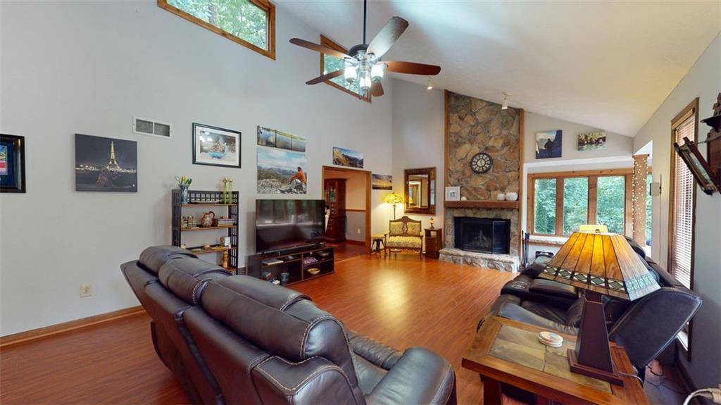 Peachtree Corners, GA 30096,4915 MILLERS TRCE