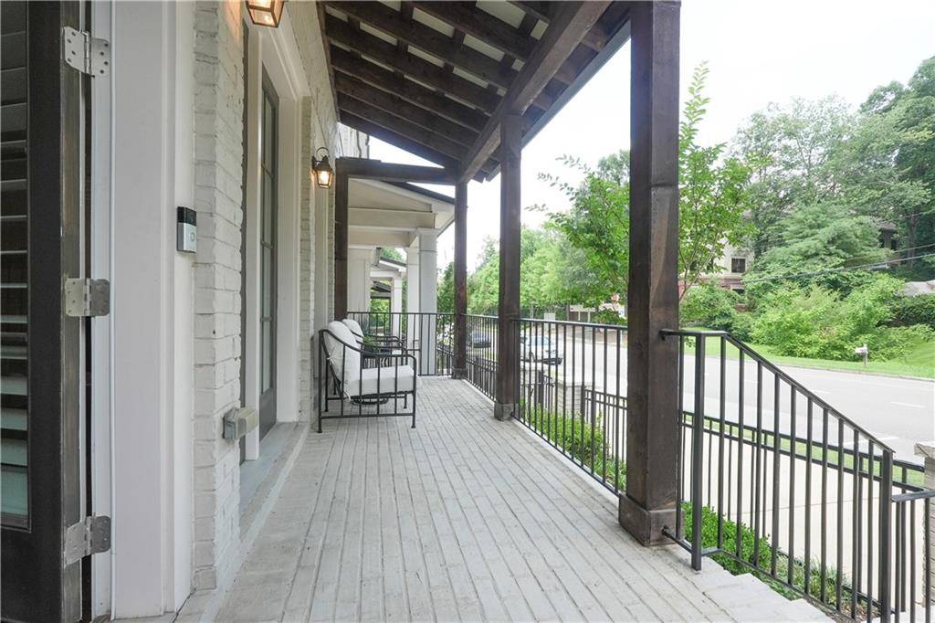 Atlanta, GA 30328,5836 Sandy Springs CIR