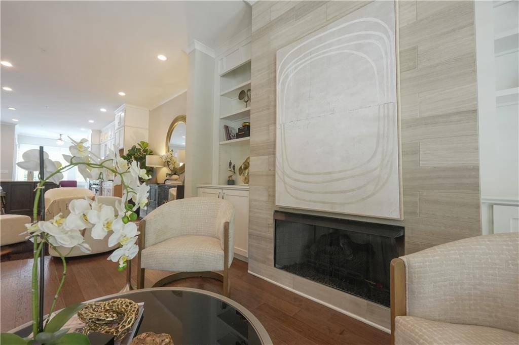 Atlanta, GA 30328,5836 Sandy Springs CIR