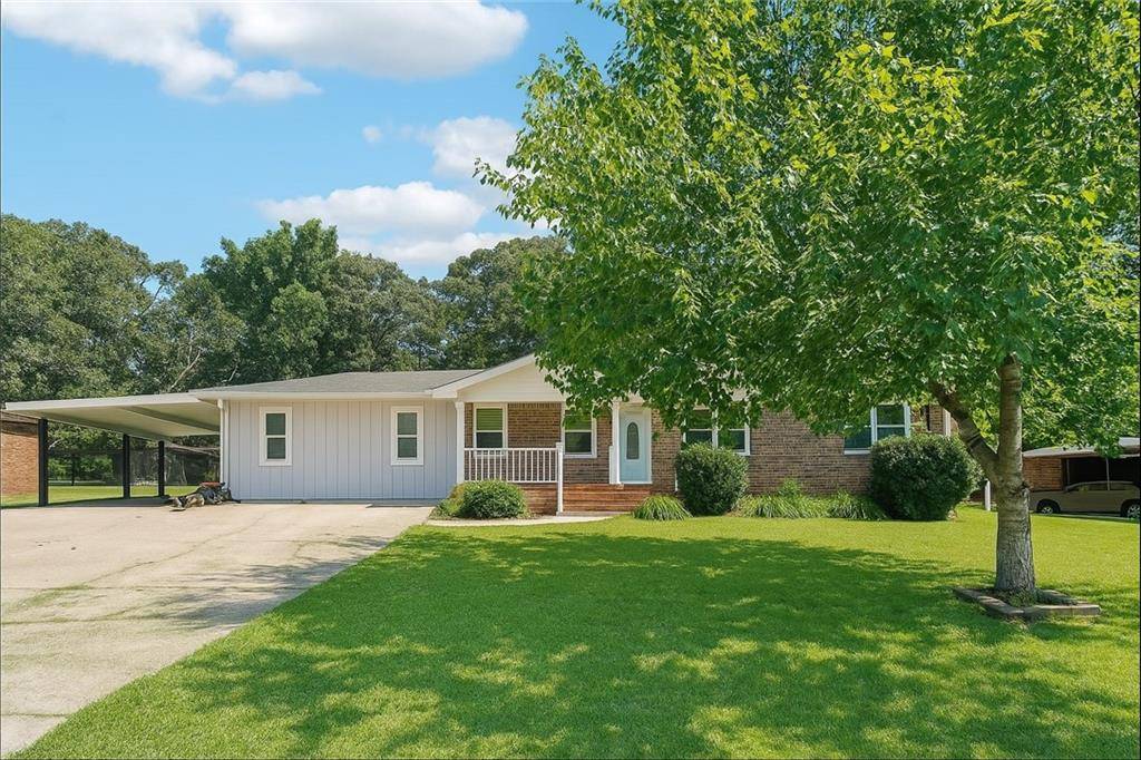 Douglasville, GA 30135,6160 King Arthur DR