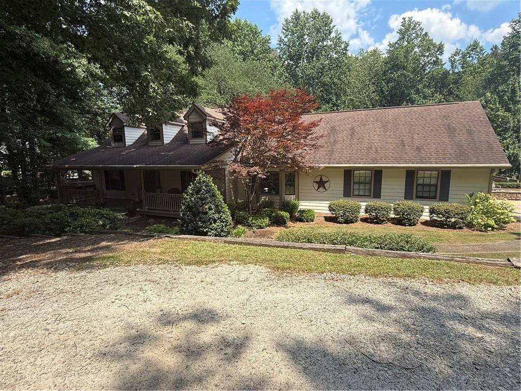 Loganville, GA 30052,5497 Highway 81