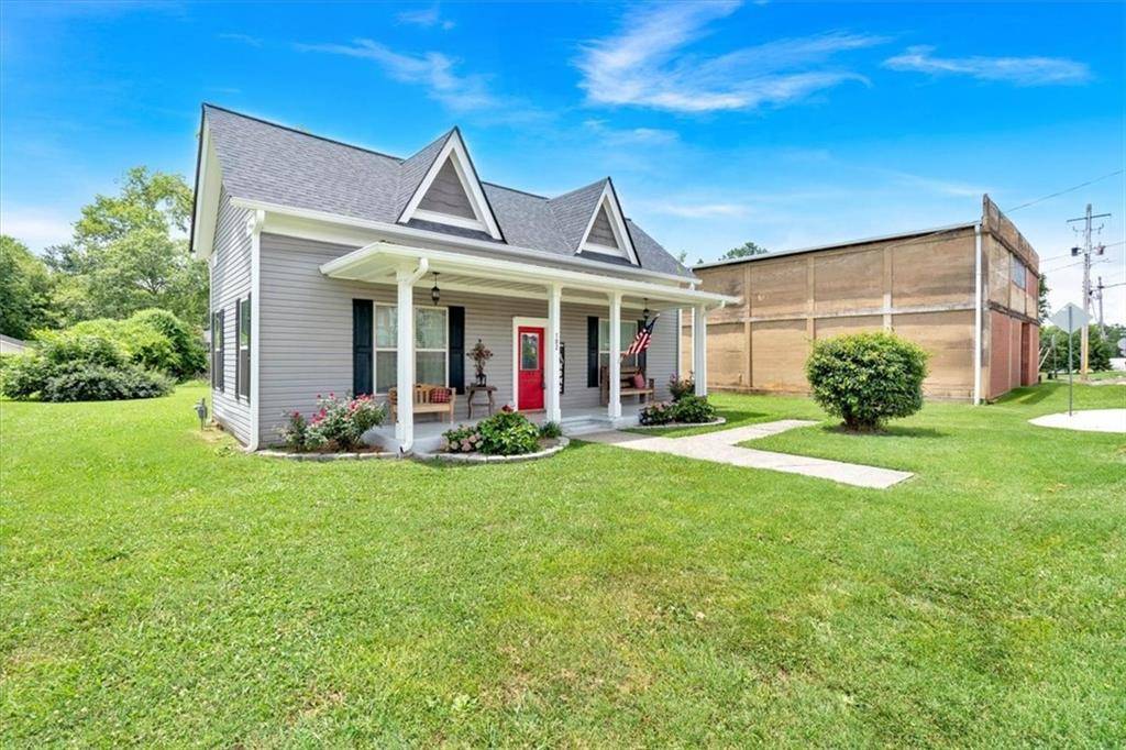 Adairsville, GA 30103,102 S Railroad ST