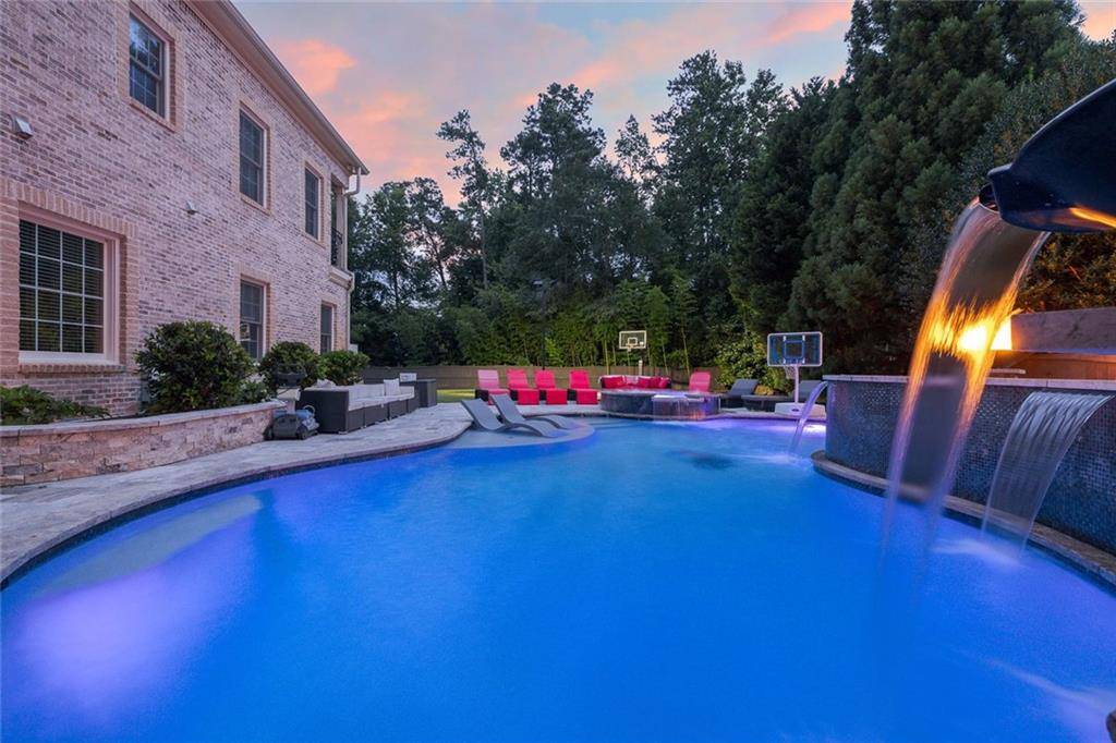 Roswell, GA 30075,11140 W RD