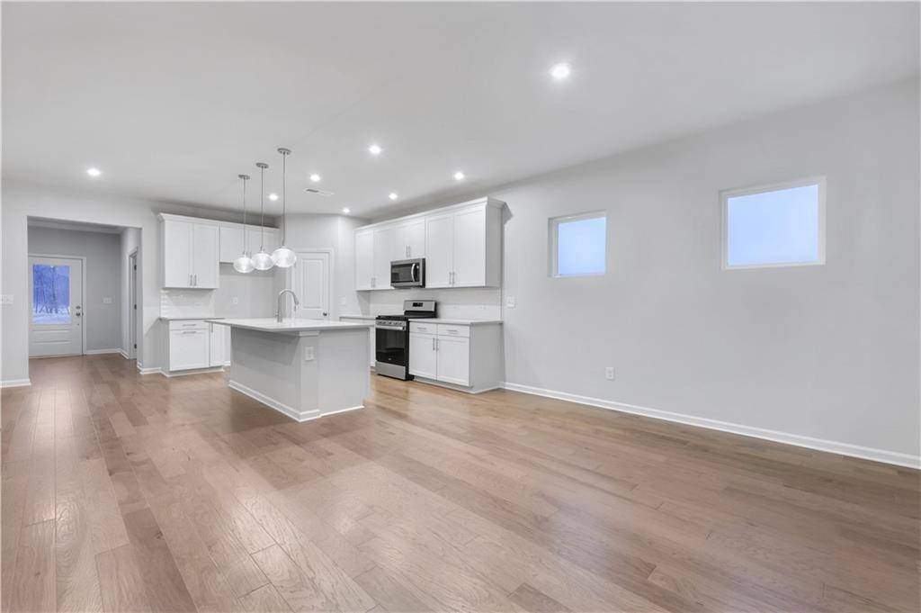 Atlanta, GA 30349,6096 Marigold WAY