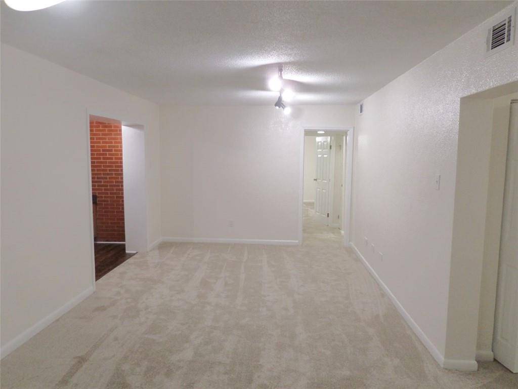 Athens, GA 30605,250 Little ST #D105