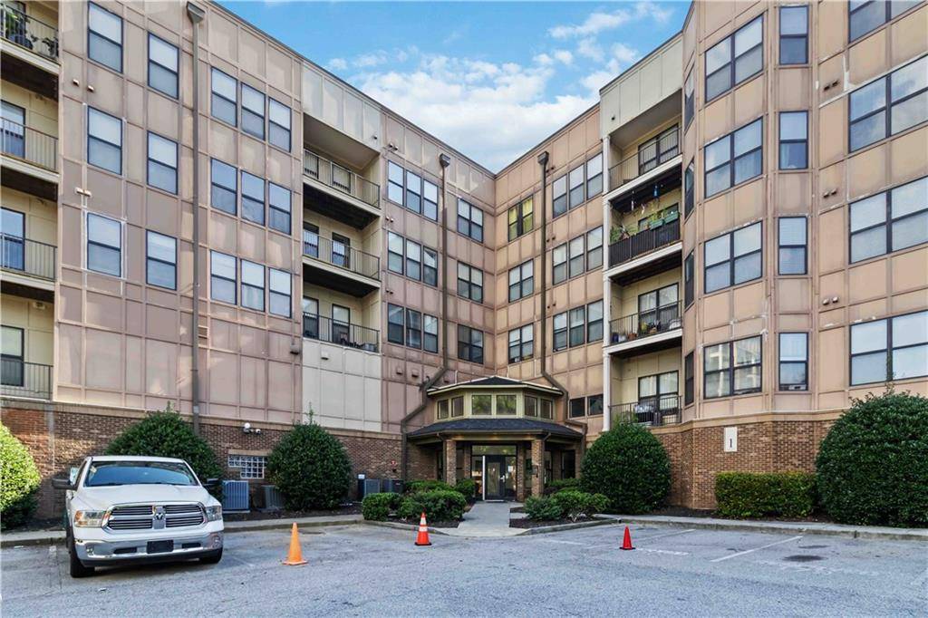 Atlanta, GA 30310,898 Oak ST SW #1402