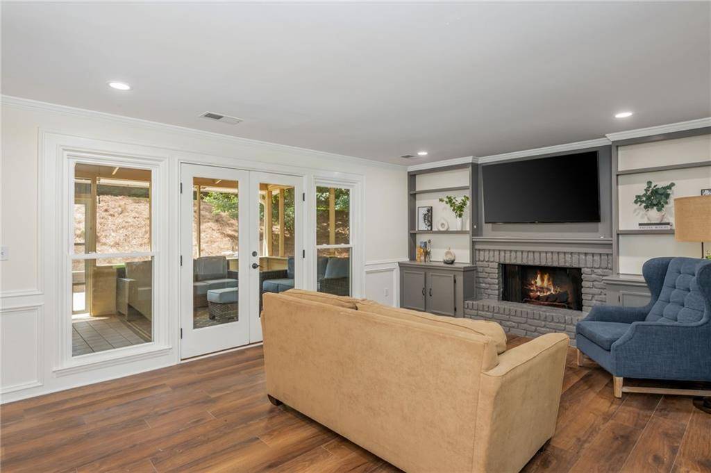 Roswell, GA 30075,3375 Rivendell CT