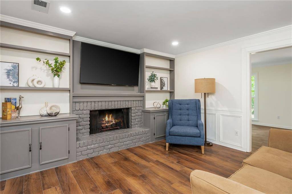 Roswell, GA 30075,3375 Rivendell CT