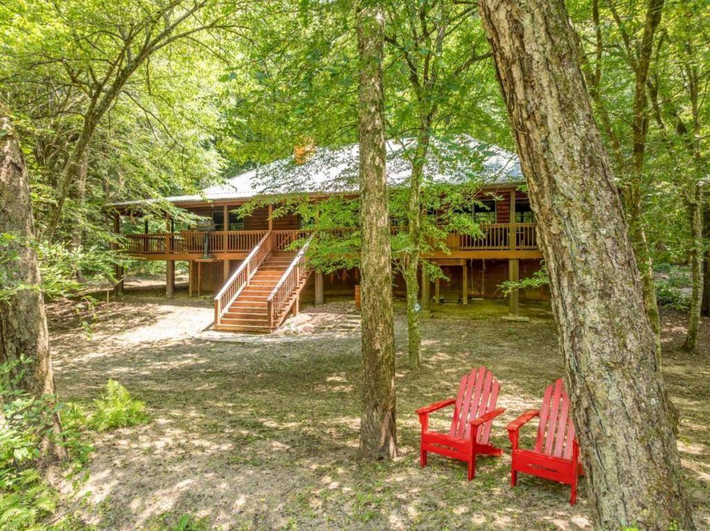 Ellijay, GA 30536,677 Riverfront DR