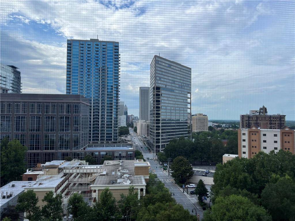 Atlanta, GA 30308,300 Peachtree ST #Apt 9d